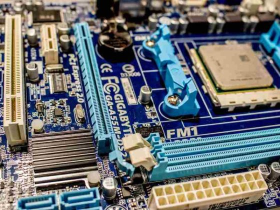 How To Identify BIOS Chip On Motherboard